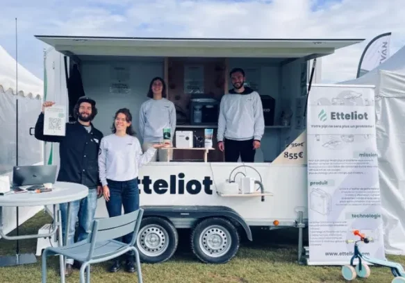 Etteliot.jpg
